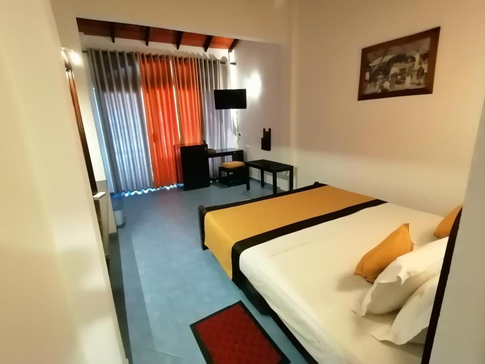 Dalawella Beach Resort Унаватуна Екстер'єр фото