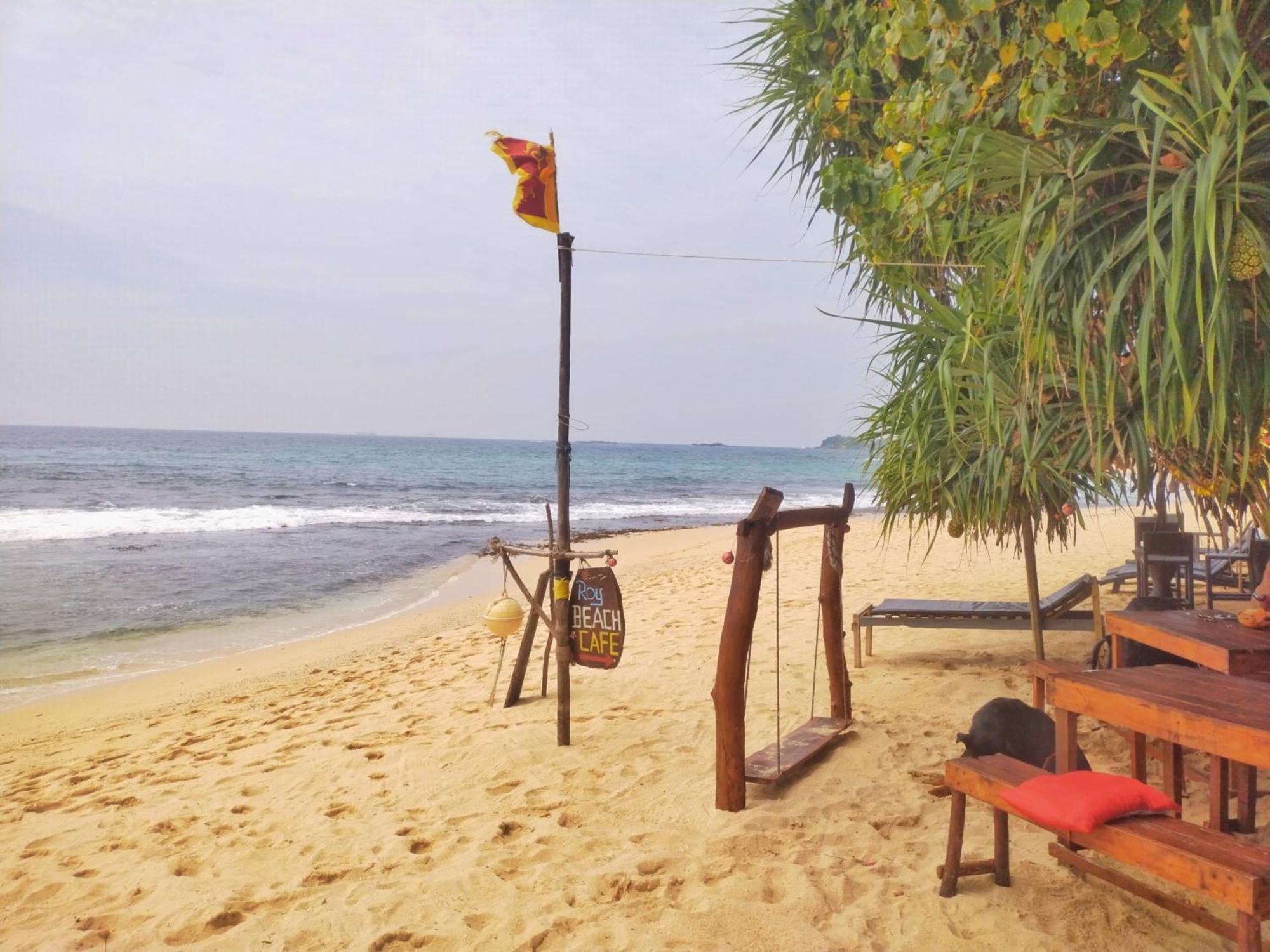 Dalawella Beach Resort Унаватуна Екстер'єр фото