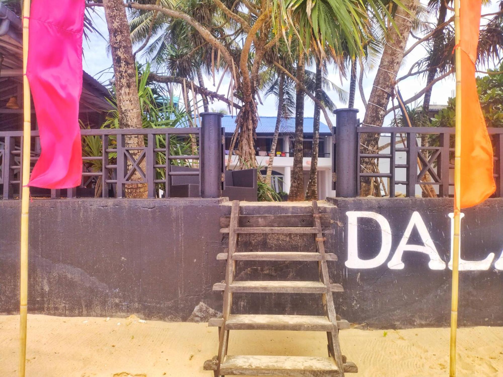 Dalawella Beach Resort Унаватуна Екстер'єр фото