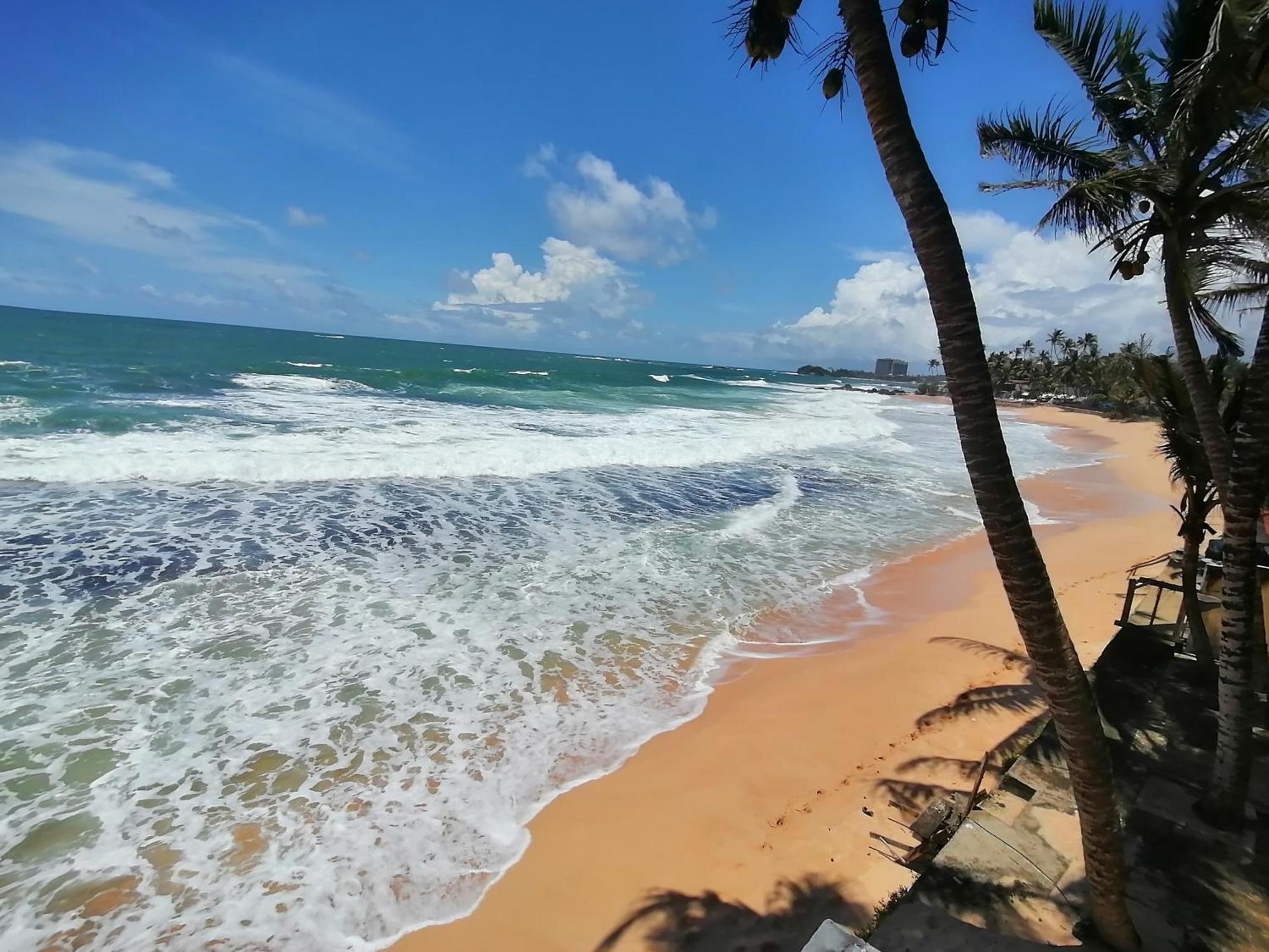 Dalawella Beach Resort Унаватуна Екстер'єр фото